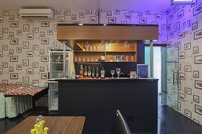 Eureka Hotel