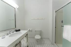 Prestige Prince George Lodge
