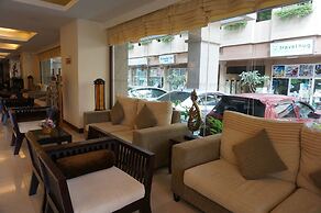 Maninarakorn Hotel
