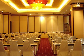 Maninarakorn Hotel