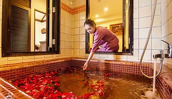 Raming Lodge Hotel & Spa