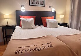 Hotel Riverside