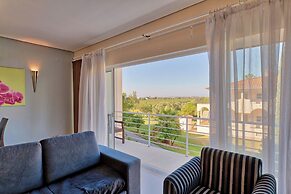 Colina Verde Resort