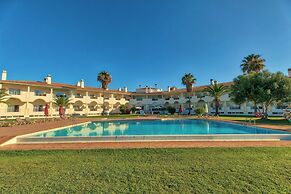 Colina Verde Resort