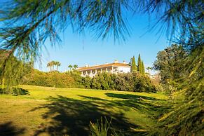 Colina Verde Resort