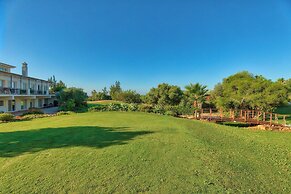 Colina Verde Resort