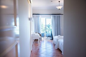 Colina Verde Resort