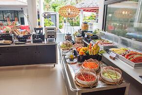 The Sunset Beach Resort & Spa Taling Ngam