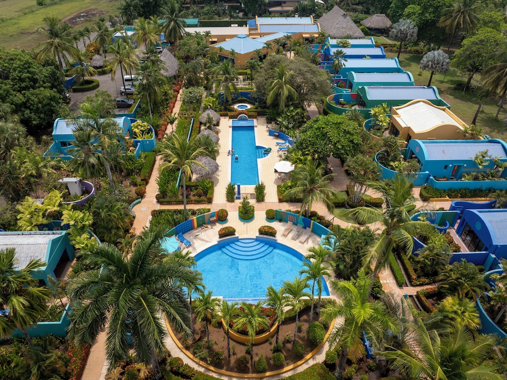 Alma Del Pacifico Beach Hotel & Spa