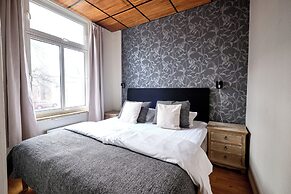 Moss Hotel & Apartments