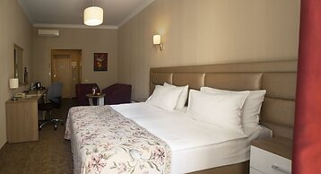 Flowers Hotel