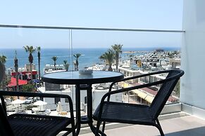 Dionysos Central Hotel