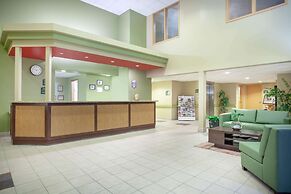 Super 8 by Wyndham Midland