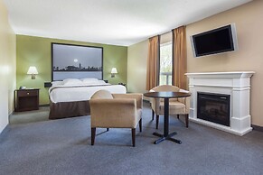 Super 8 by Wyndham Midland