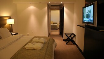 Ros Tower Hotel