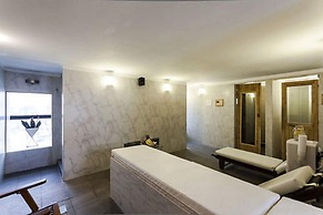 Ros Tower Hotel