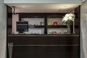 Ros Tower Hotel