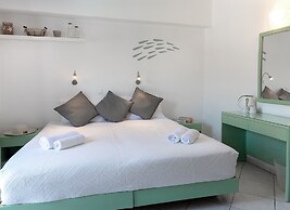 Nathalie Hotel