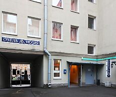 RA Tambovskaya 11