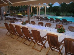 The Golf Suites