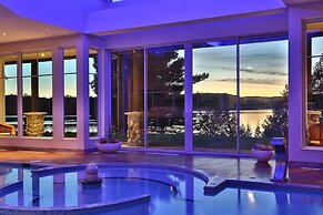 Sir Sam's Inn & Waterspa - Adults Only