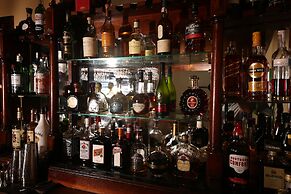 Sir Sam's Inn & Waterspa - Adults Only