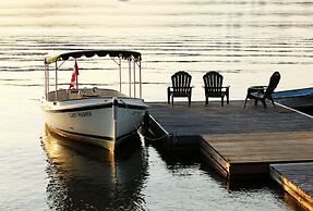 Sir Sam's Inn & Waterspa - Adults Only