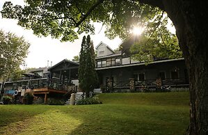 Sir Sam's Inn & Waterspa - Adults Only