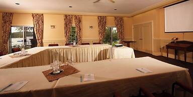 Sir Sam's Inn & Waterspa - Adults Only
