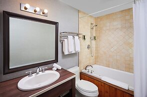 Sir Sam's Inn & Waterspa - Adults Only