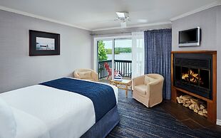 Sir Sam's Inn & Waterspa - Adults Only