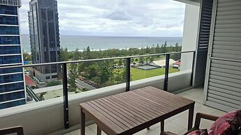 Ultra Broadbeach
