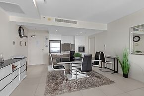 Ultra Broadbeach