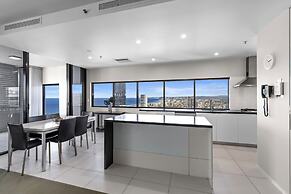 Ultra Broadbeach