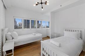 Ultra Broadbeach