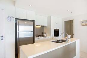 Ultra Broadbeach