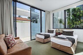 Ultra Broadbeach