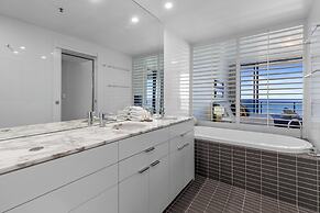 Ultra Broadbeach
