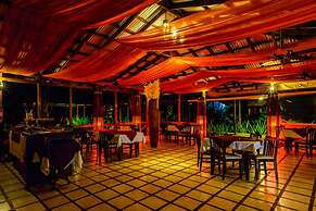 Manatus Hotel