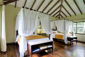 Manatus Hotel