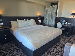 The Vincent Hotel