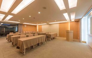 Royal Biz Taipei