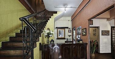 Hemingway Inn