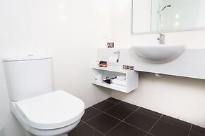 St Ives Apartments