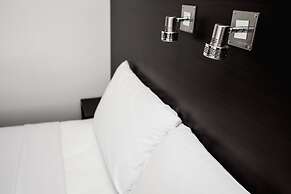 St Ives Apartments
