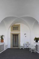 Aria Lito Mansion