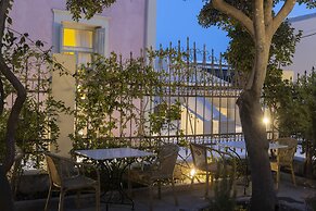 Aria Lito Mansion