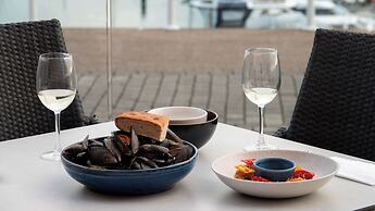 Radisson Blu Waterfront Hotel, Jersey
