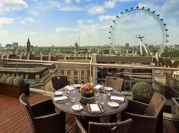 Park Plaza County Hall London
