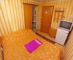 Zirka Hotel